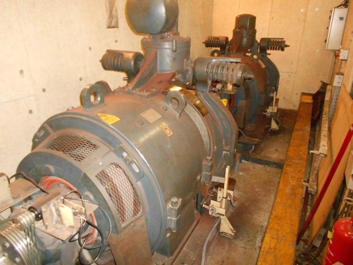 Rénovation des Ascenseurs Batterie Haute - Tour Initial à PUTEAUX - Multiplex à prédestination 1600 kg - 30 niveaux - 3,50 m/s.